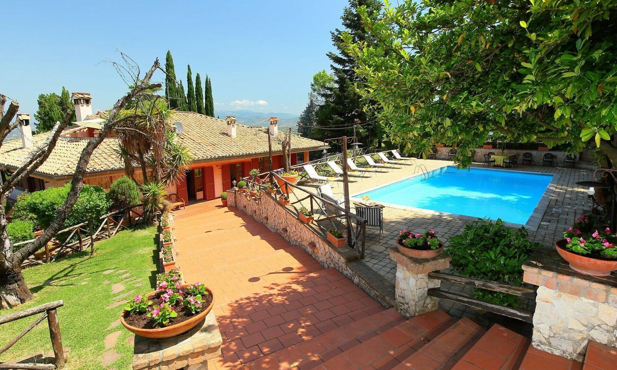 Monte Compatri Villa | Private Villa with WIFI, A/C, private pool, hot tub, TV, patio, pets allowed, panoramic view