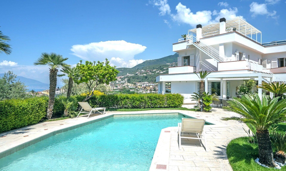 Vico Equense Villa | Private Villa with hot tub, A/C, private pool, WIFI, TV, terrace, panoramic view, close to Sorrento