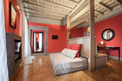Rione V Ponte Apartment | Raffaello Charmsuite