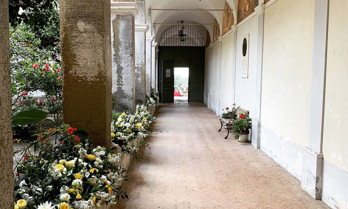 Schiazzano Bed & Breakfast | Relais il Chiostro Historic Courtyard and Panoramic Terrace near Sorrento