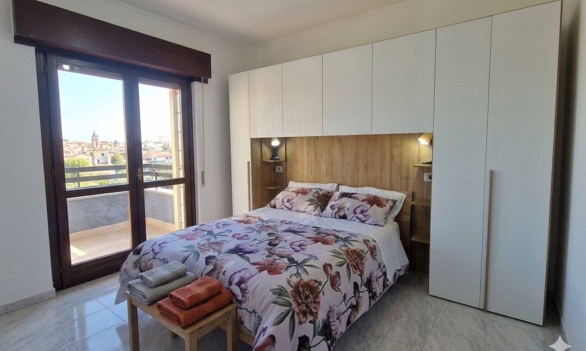 Borghesiana Apartment | Relaxation near Rome: bright terrace, metro 5 min to center
