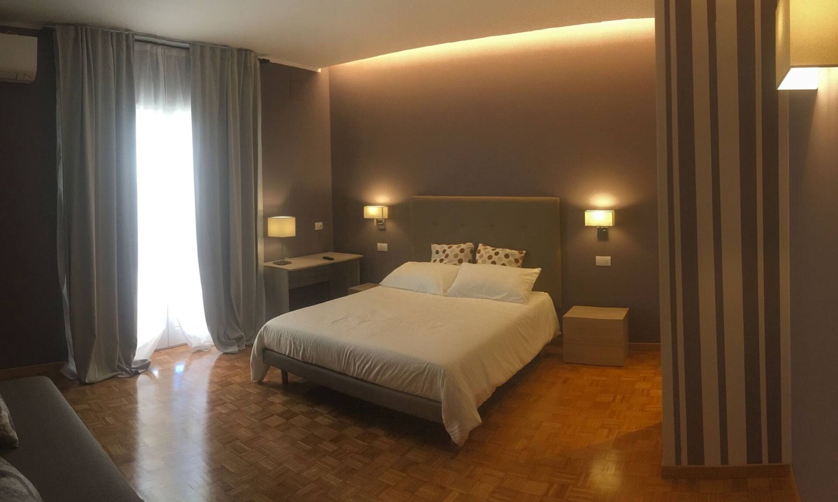 Montegranaro Bed & Breakfast | Robin Rooms