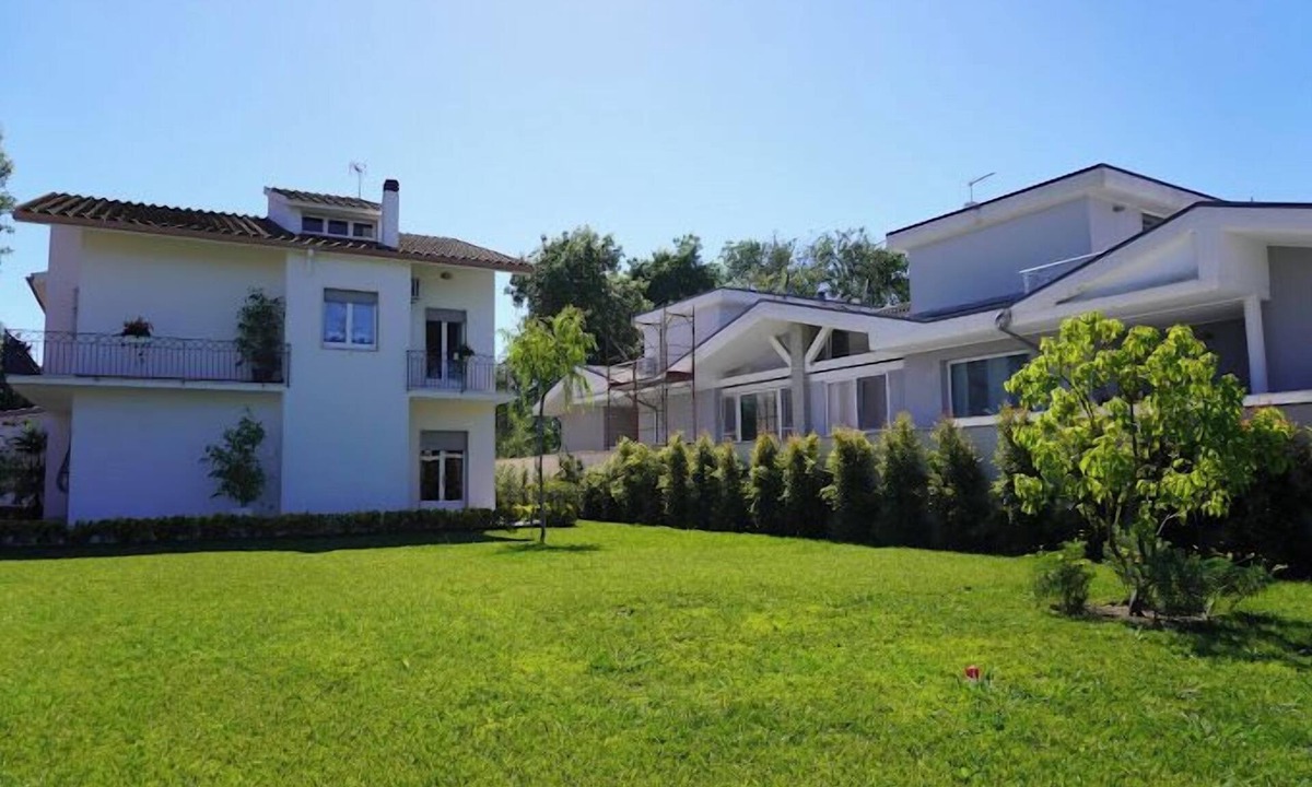Zona XXX Castel Fusano House | ROMANA GUEST HOUSE