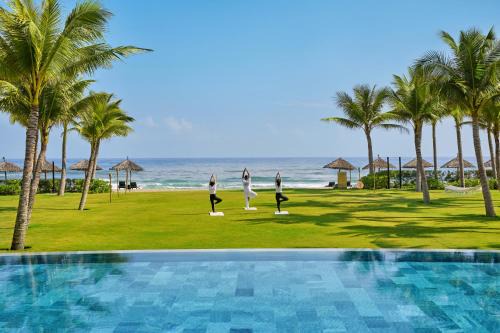Dien Duong Villa | Royal Beachfront Villas & Spa Danang