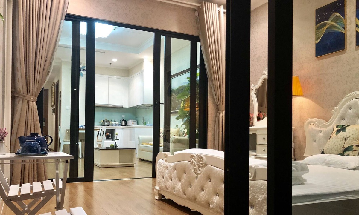 Thanh Xuan Apartment | Royal City Luxury Apartment For Rent In Hanoi R6A3006 - Happy House
