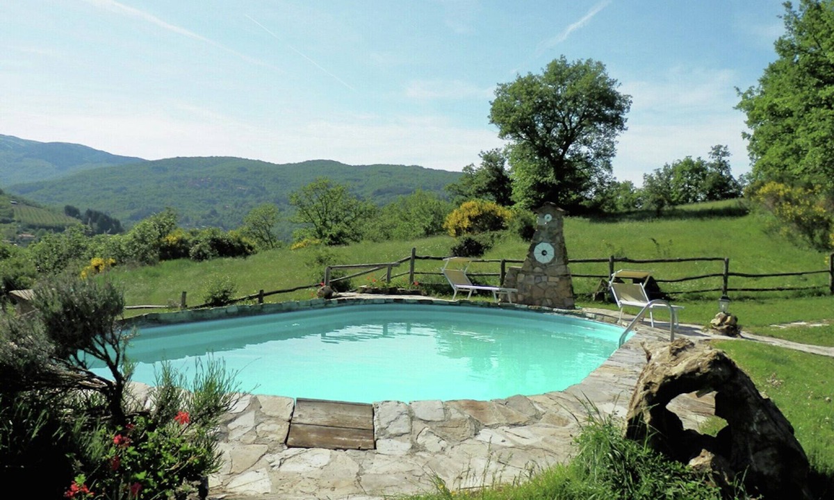 Ortignano Raggiolo House | Rustic Holiday Home, Ortignano