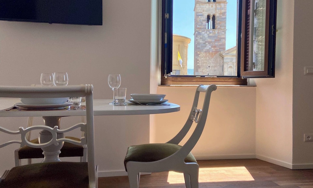 Bolsena Apartment | Santa Cristina Suites Balcony with a View