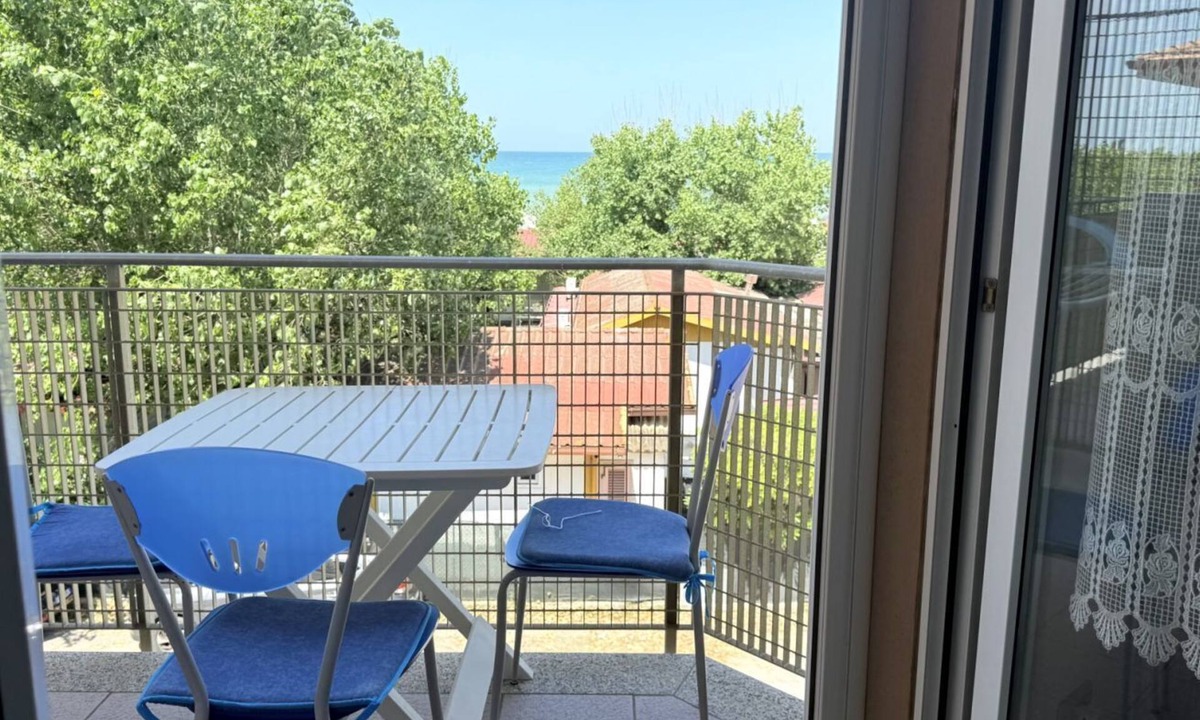 Senigallia Apartment | SE182 - Senigallia, three-room apartment facing the sea with balcony and parking space