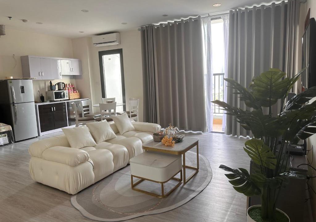 Hanoi Apartment | Shine Three Bedroom Apartment Nguyễn Xiển