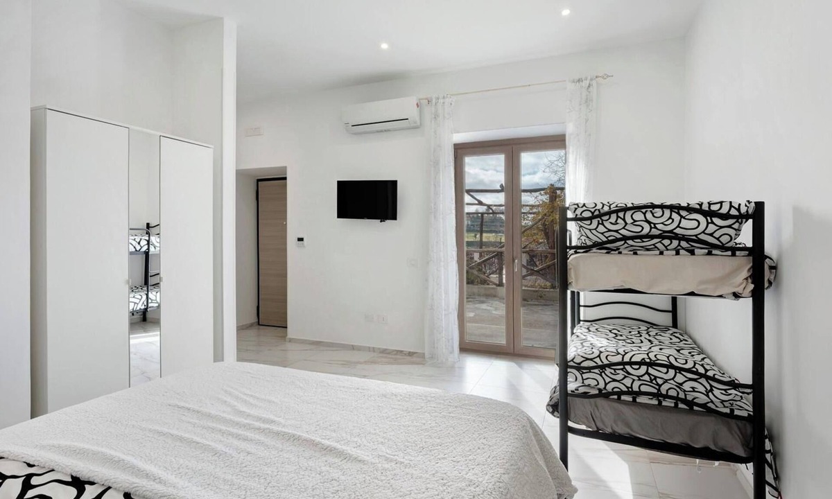 San Lazzaro House | Silvana's House
