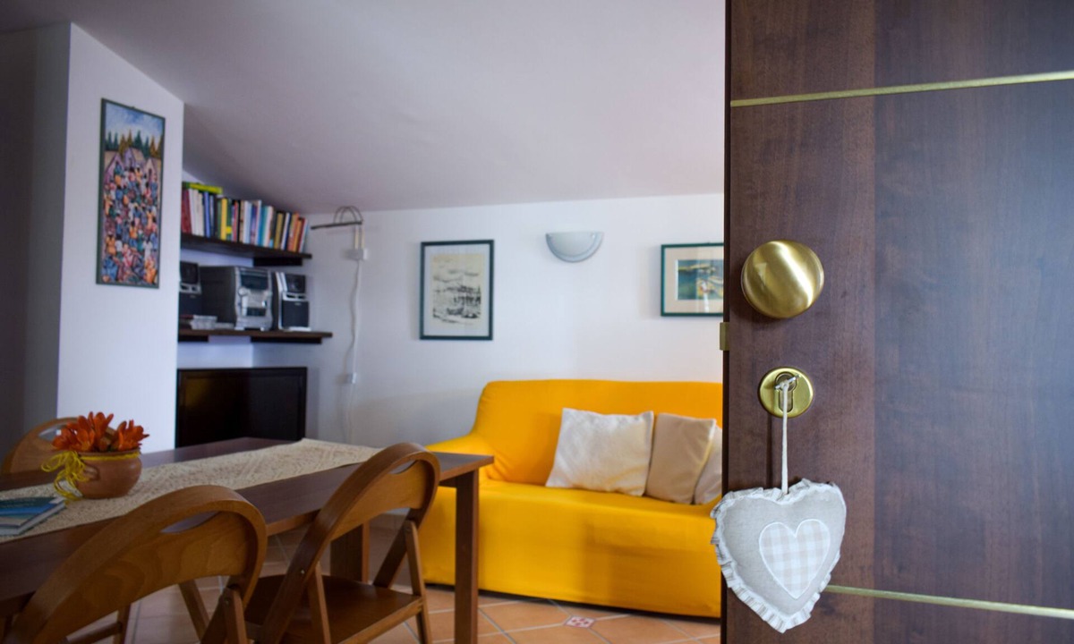 Ortona Apartment | Sole Luna - Three Bedroom Apartment, Sleeps 7