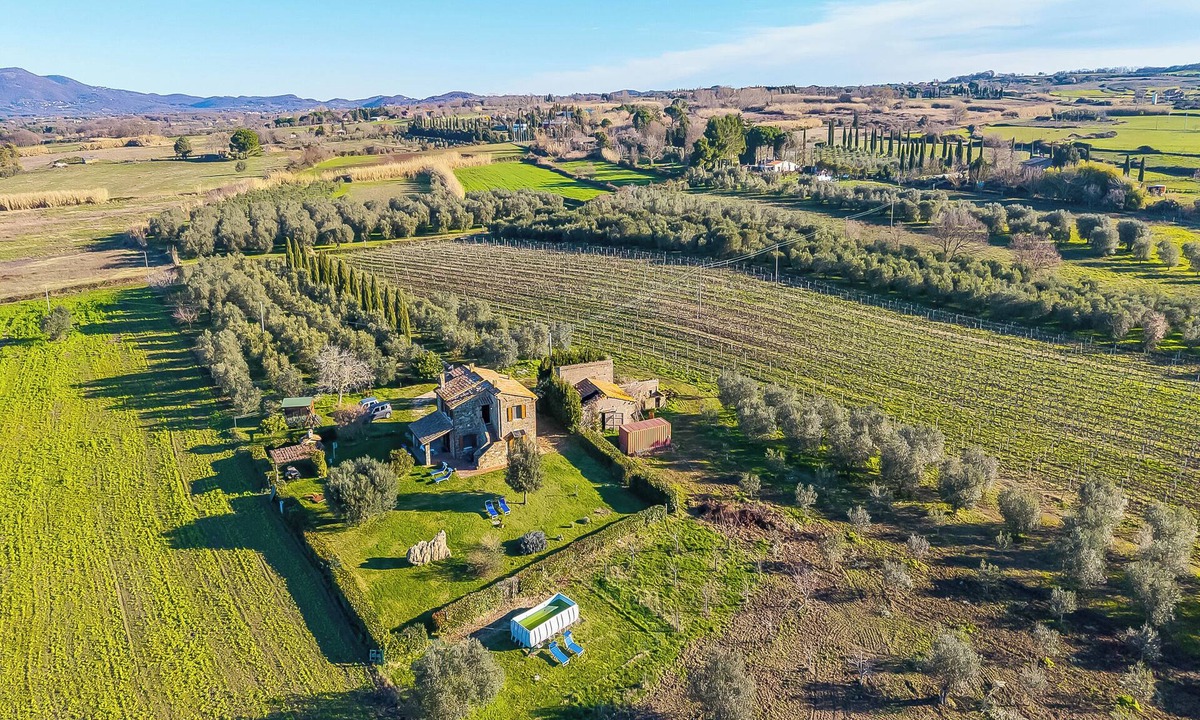 Pitigliano Apartment | Sorgenti Pitigliano 2 with Shared Pool and Terrace, Pitigliano, Italy