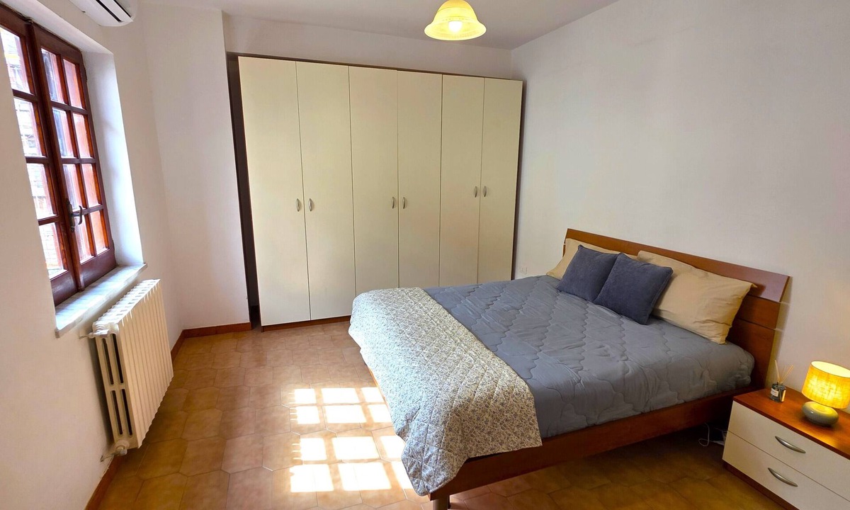 Santa Domenica Apartment | Spacious 3‑Bedroom with Wraparound Balcony, Sea Views & Steps to the Train