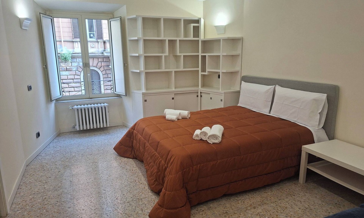 Sallustiano Apartment | Spacious and bright apartment located in the center of Rome.