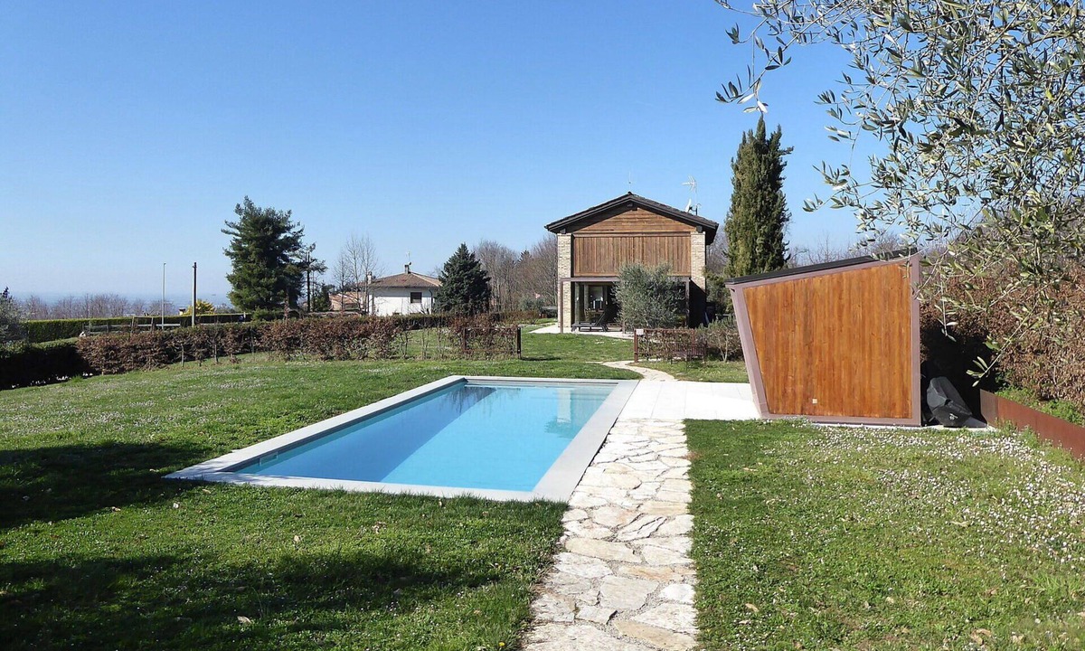 Venegazzu Villa | Stunning private villa with hot tub, A/C, private pool, WIFI, sauna, TV and pets allowed