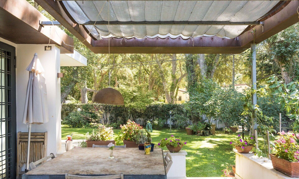 Sabaudia House | Stunning private villa for 2 guests with A/C, WIFI, TV, terrace and pets allowed