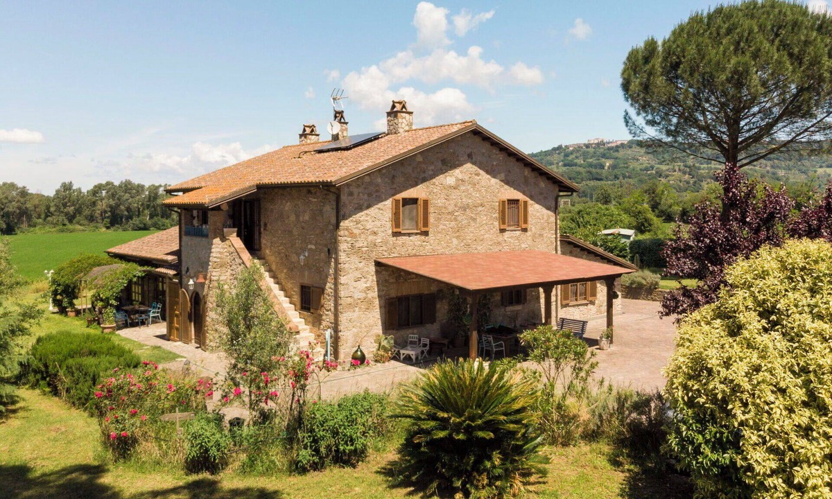 Chia House | Stunning private villa for 8 people with private pool, WIFI, A/C, patio and pets allowed