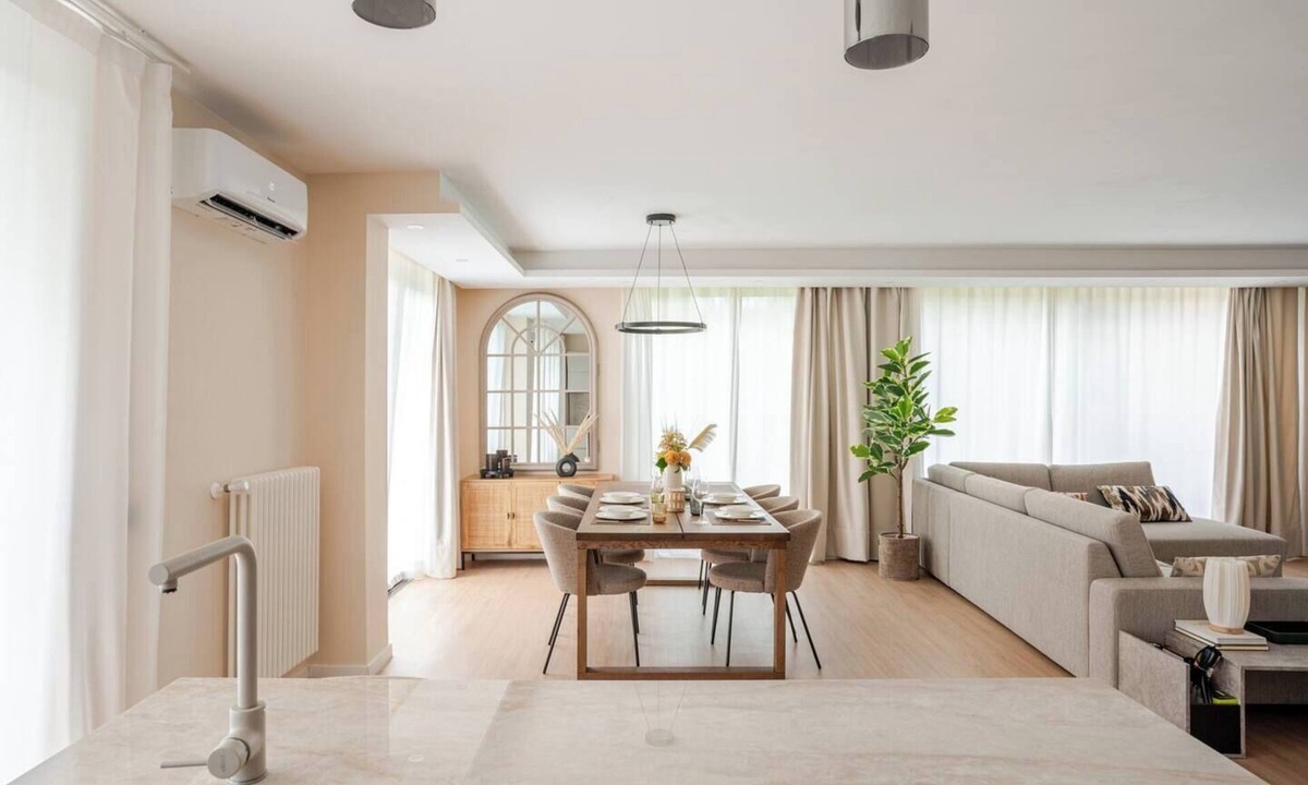 Centro Giano House | Stylish 3-bedroom townhome with Garden, Fiumicino