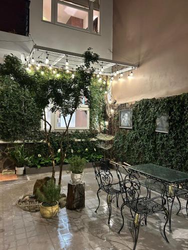 Ho Chi Minh City Apartment | Tea&Pea - Entire private house with a lovely garden