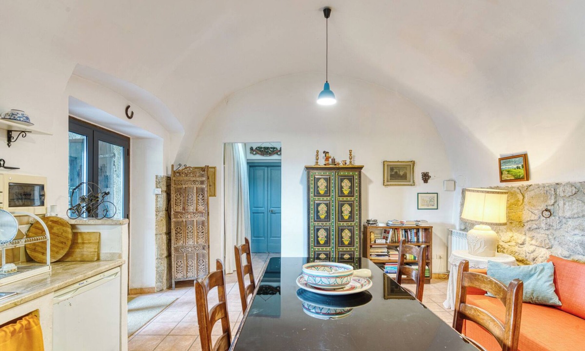 Farnese House | The Borgo Renaissance Stable
