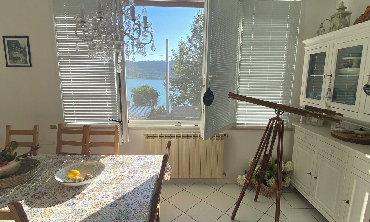 Castel Gandolfo Apartment | The Lake House