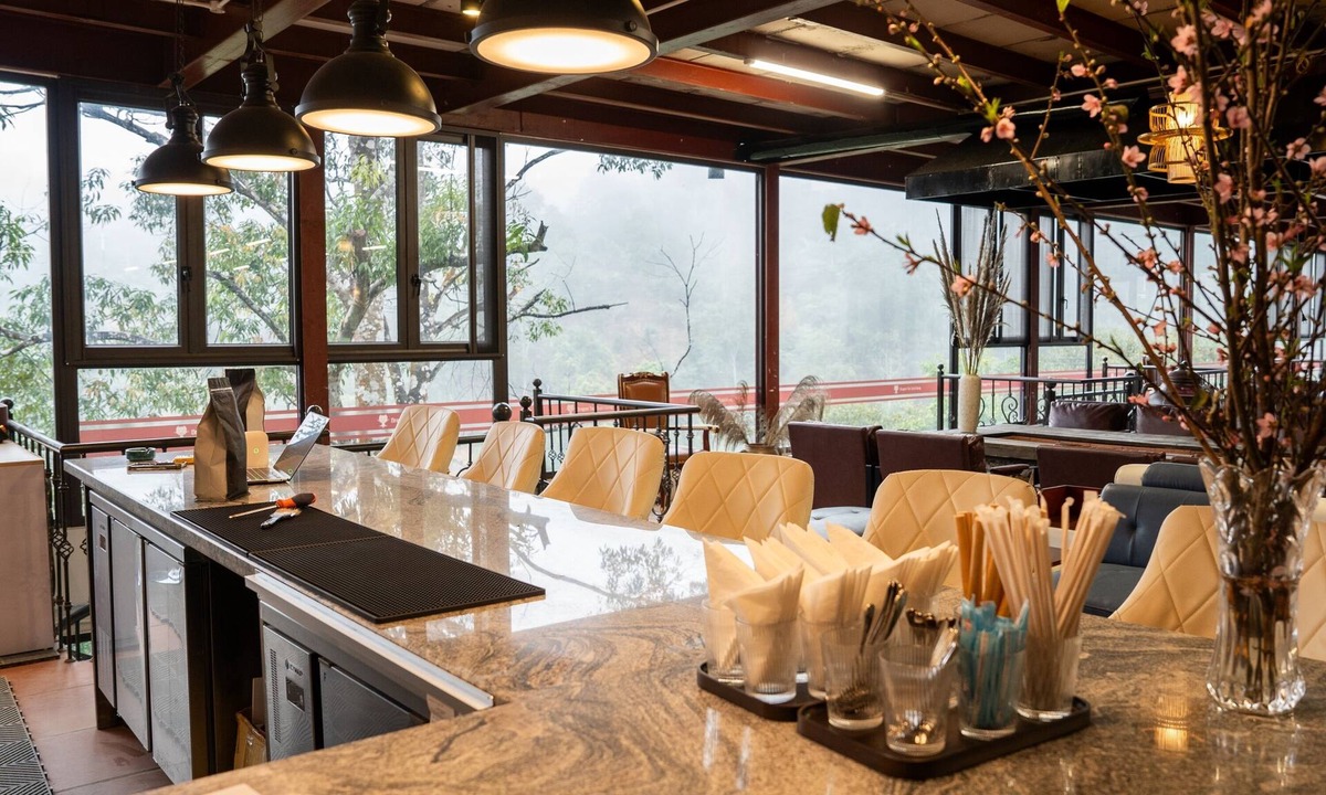 Van Chan Hotel | The Legend of Dragon Tea Suoi Giang
