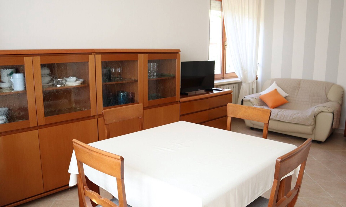 Recanati Apartment | The Orange Apartment