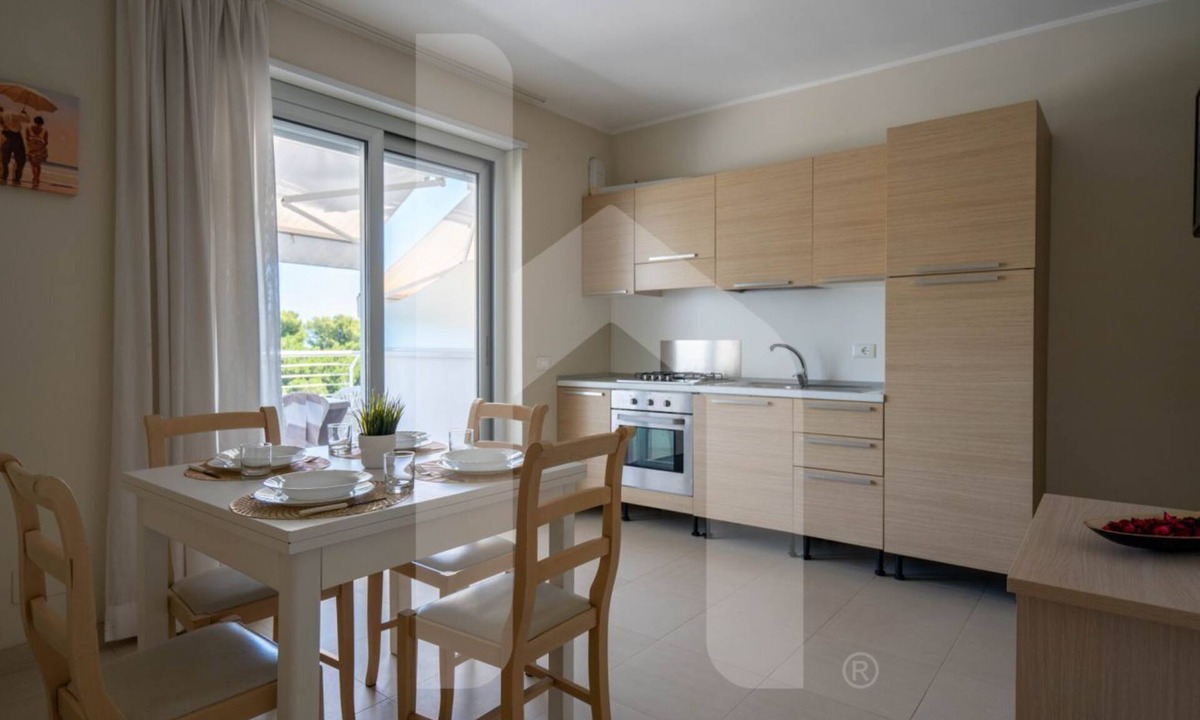 Foggetta Apartment | The recently-built Résidence Cerrano Park comprises two buildings with 12 three-room apartments, and offers guests the unique opportunity to enjoy breakfast or lunch with a breathtaking view of the surrounding countryside.