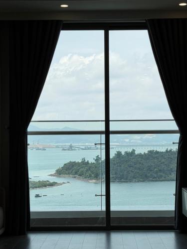 Hon Gai Apartment | The Ruby Hạ Long