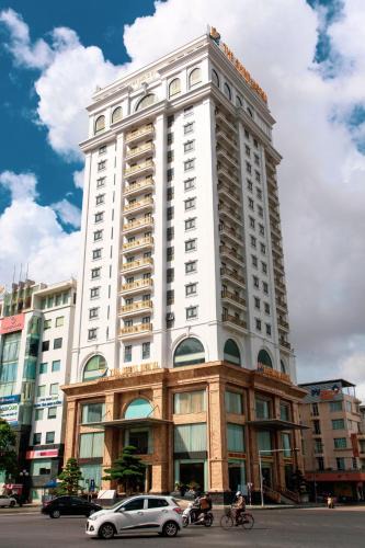 Ngo Quyen Hotel | THE SHINE HOTEL