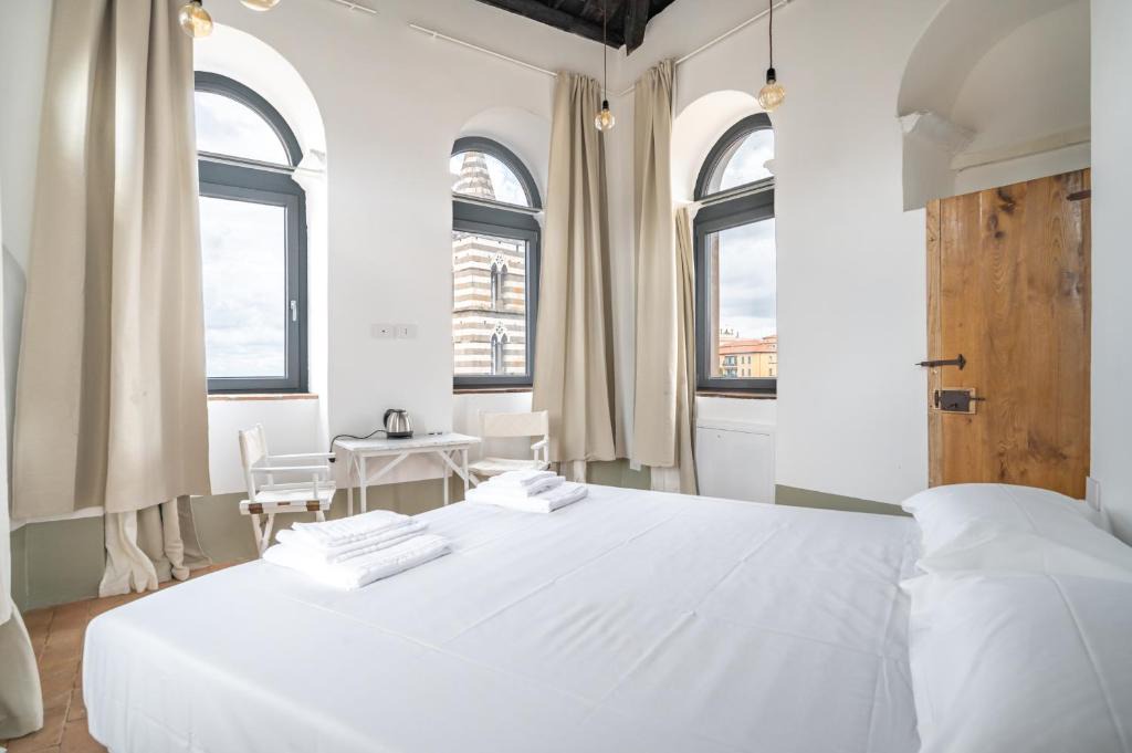 Viterbo Apartment | Torre Subrosa, vasca in camera cromoterapia