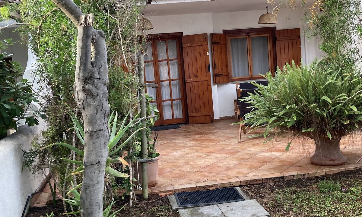 Fondi Villa | Townhouse in a seaside residence