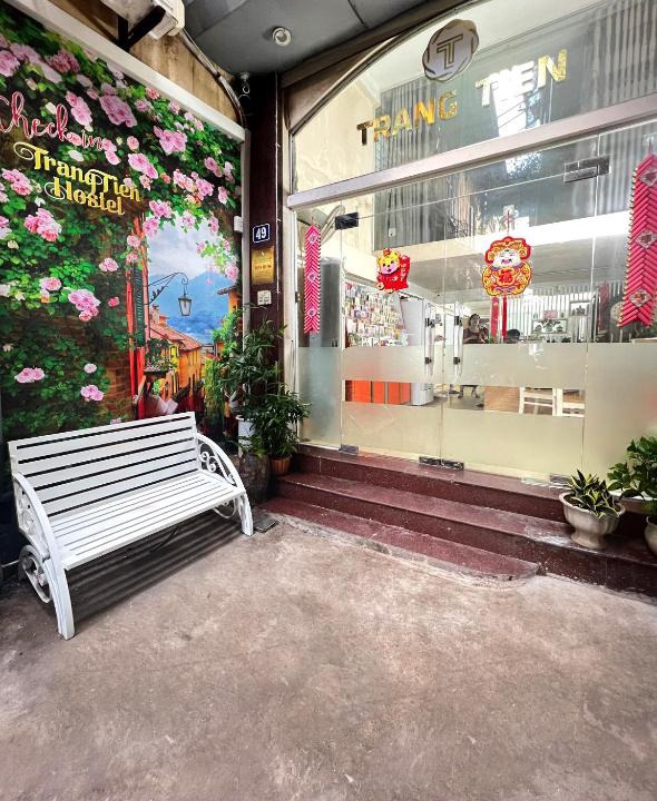 Trang Tien Hotel | TrangTien Hostel
