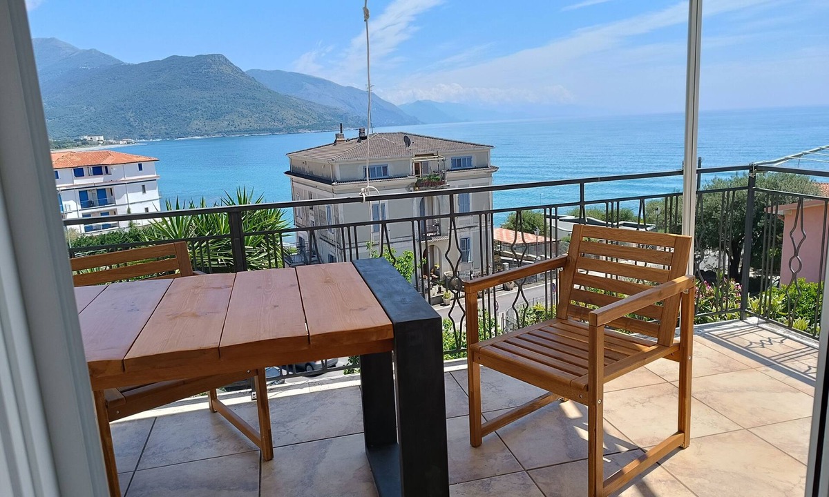 Villammare Apartment | Trilocale con terrazzo panoramico a 150 metri dal mare