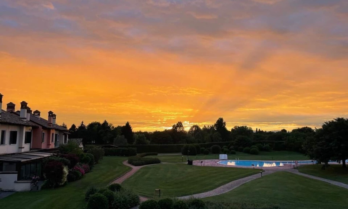 Castelrotto Apartment | Two Bedroom Apartment with Pool View