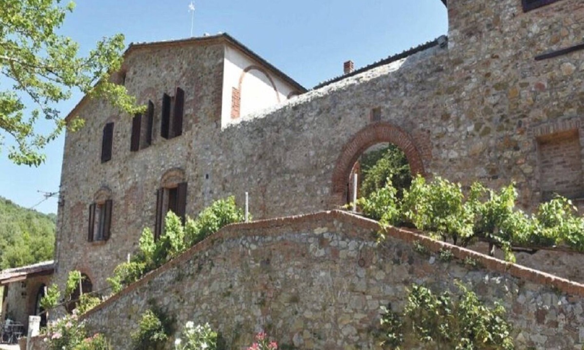 Santo Apartment | Two-room Apartment 1 Borgo Fattoria Tenuta il Santo Monticiano Siena