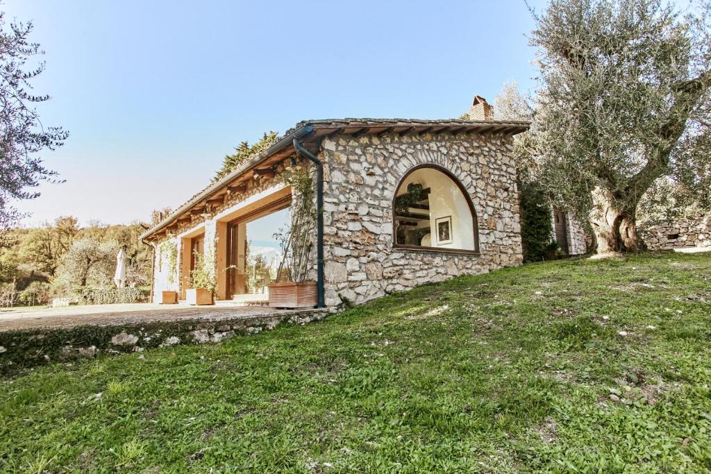 Penna in Teverina Villa | Umbria Luxury Villa Pool&OliveTrees