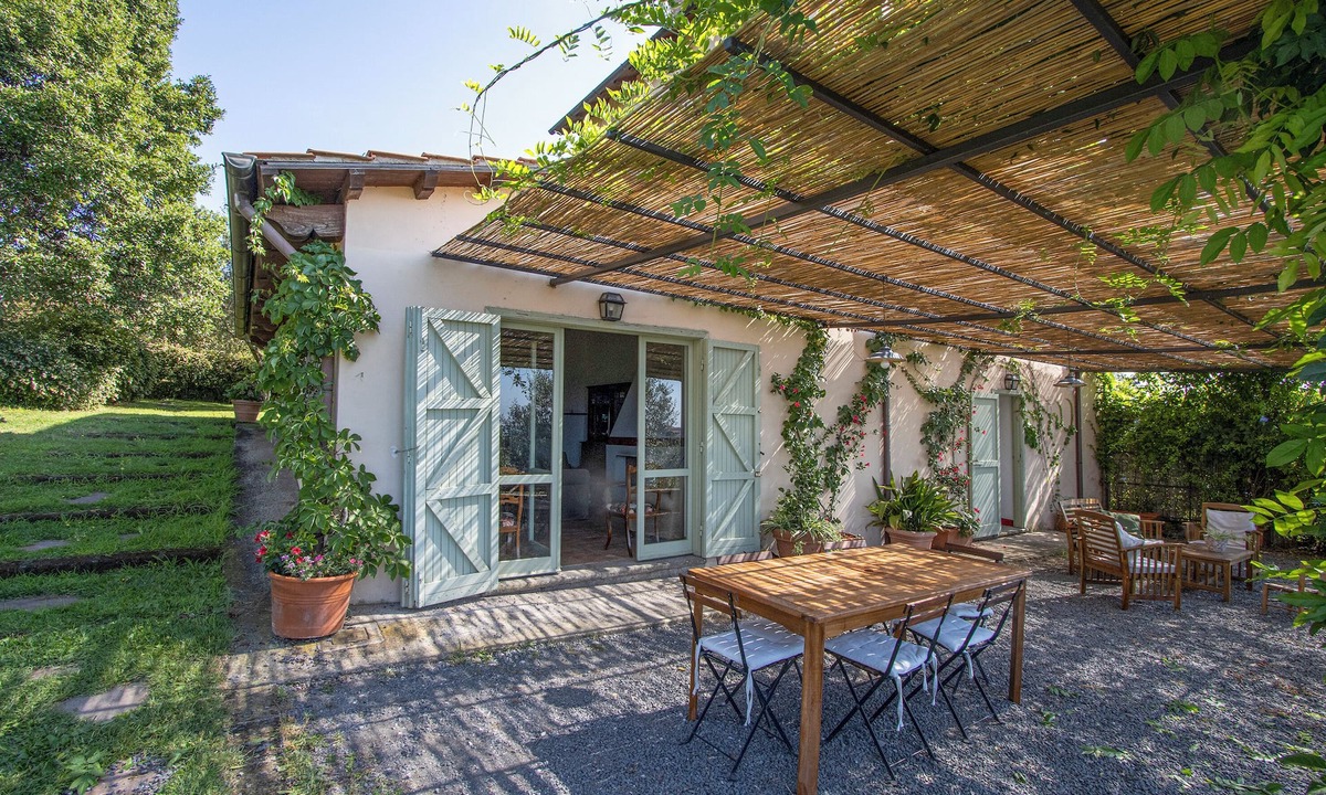 Padua Apartment | Vacation apartment Glicine - Vigna Luisa Resort - Close to Rome