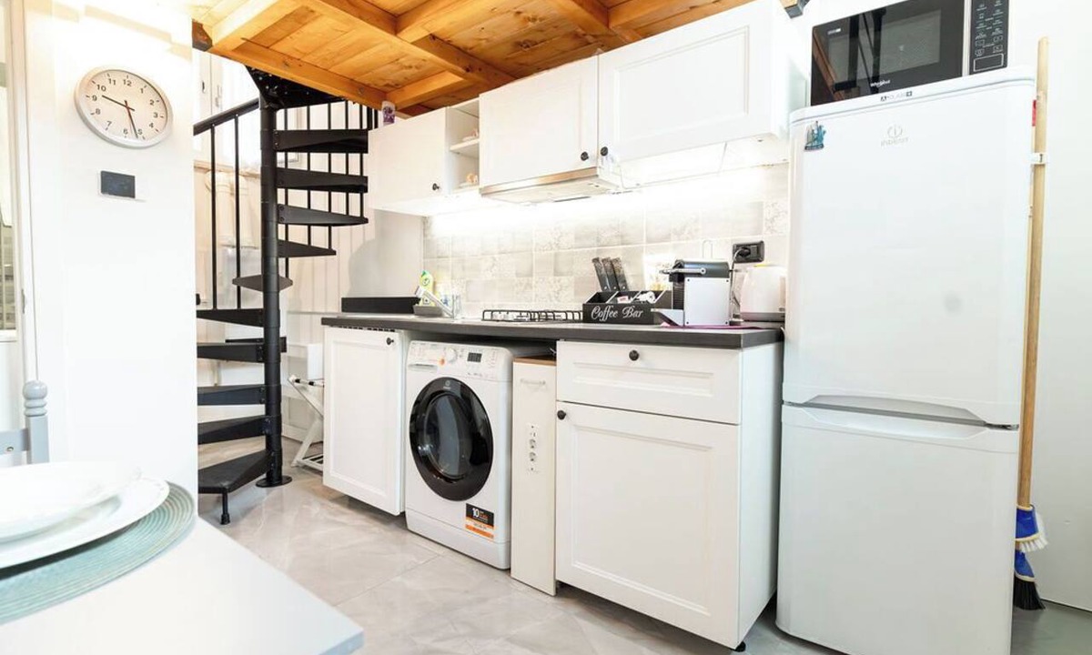 Termoli Apartment | Vacation Home: I'm Enjoying the Beach