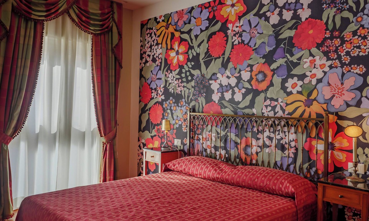 L'Aquila Apartment | Vacation home L'Aquila Old Town - "Chez Nous" a magical world