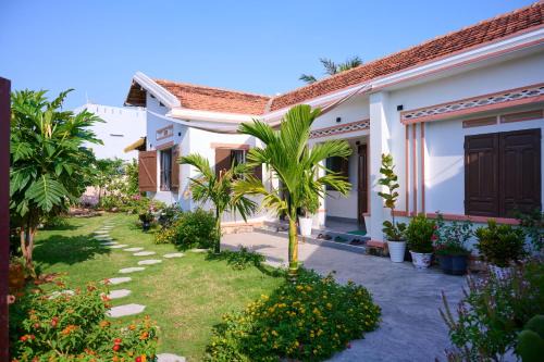 Dong Hoa House | Ve Nha Homestay Phu Yen