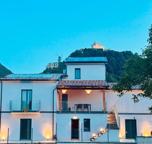 Laino Borgo Bed & Breakfast | VicoLetto Bed and Breakfast