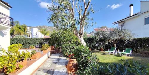 Sperlonga Villa | Villa 120m dal Mare - WiFi, Giardino, Posto auto Privato