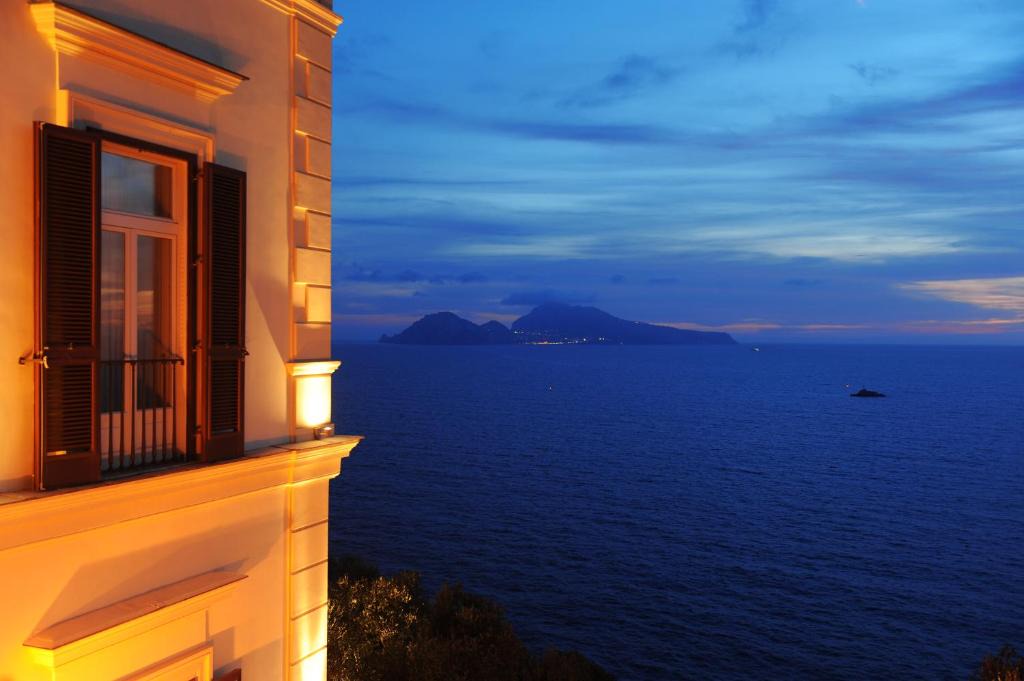 Marina di Puolo Hotel | Villa Angelina
