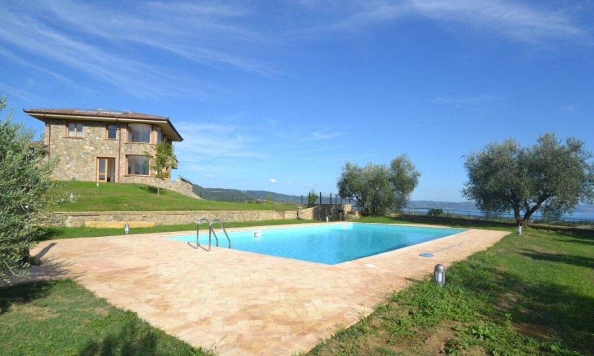 Grotte di Castro Villa | Villa Bolsena - Independent villa with private pool