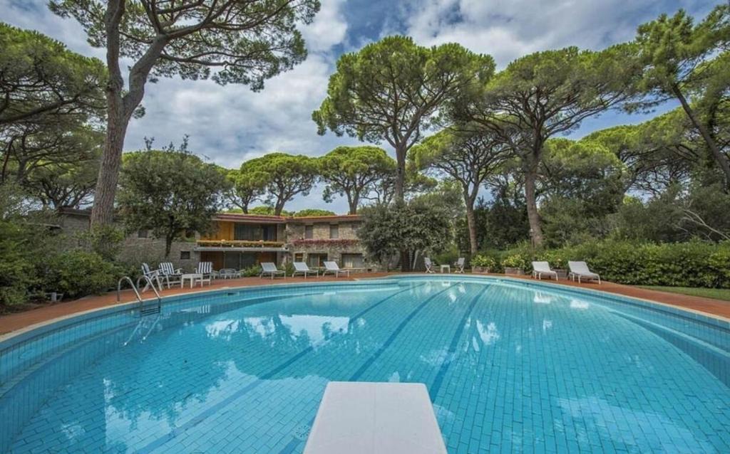 Roccamare Villa | Villa Borghese