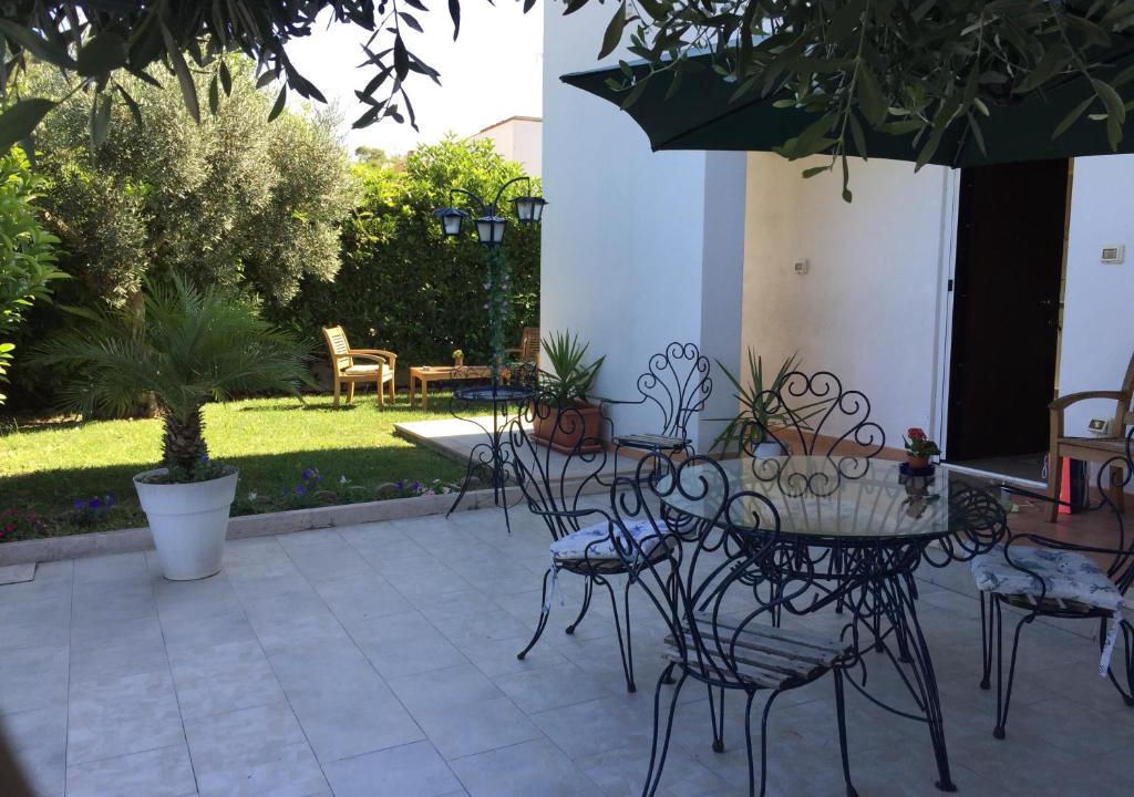 Manfredonia House | villa de laux