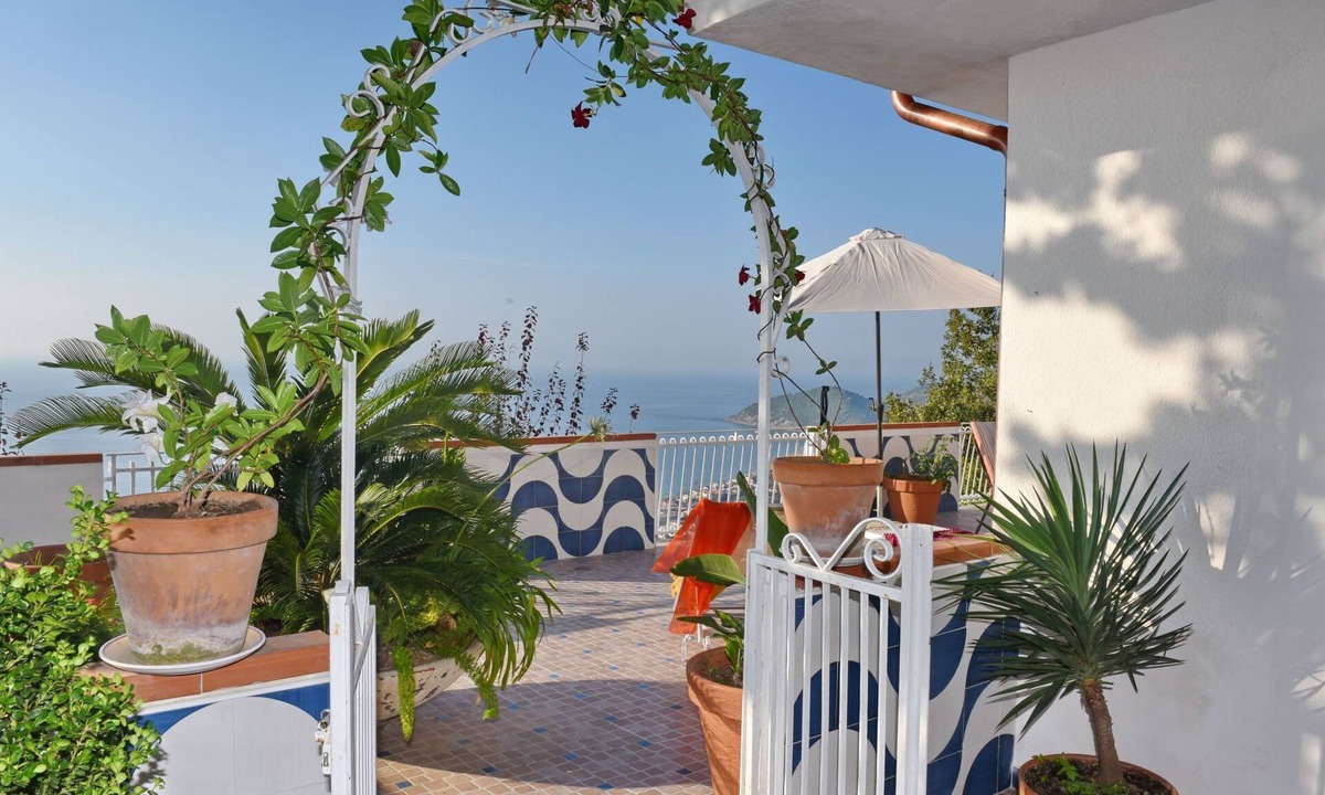 Castellabate Historic Centre Apartment | Villa Felice 2 in Castellabate by Interhome