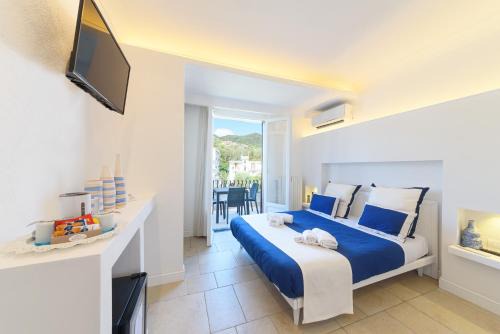 Ischia Porto Bed & Breakfast | Villa Fortuna Holiday Resort