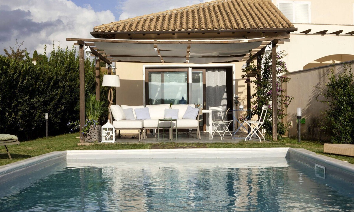 Marina Velca Villa | Villa in Marina Velca with 3 bedrooms sleeps 6